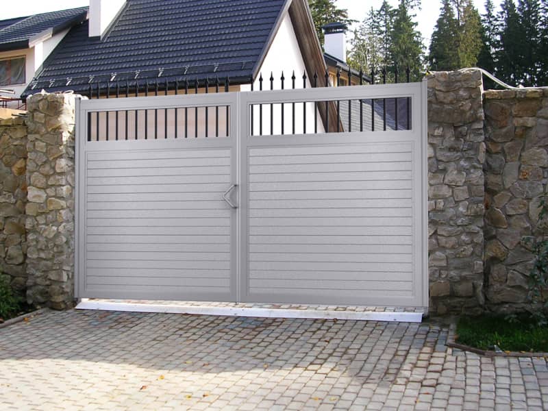 Уличные ворота DoorHan в Вятских Полянах с установкой